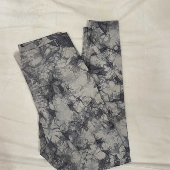 Pants - Lululemon shibori full on leggings
